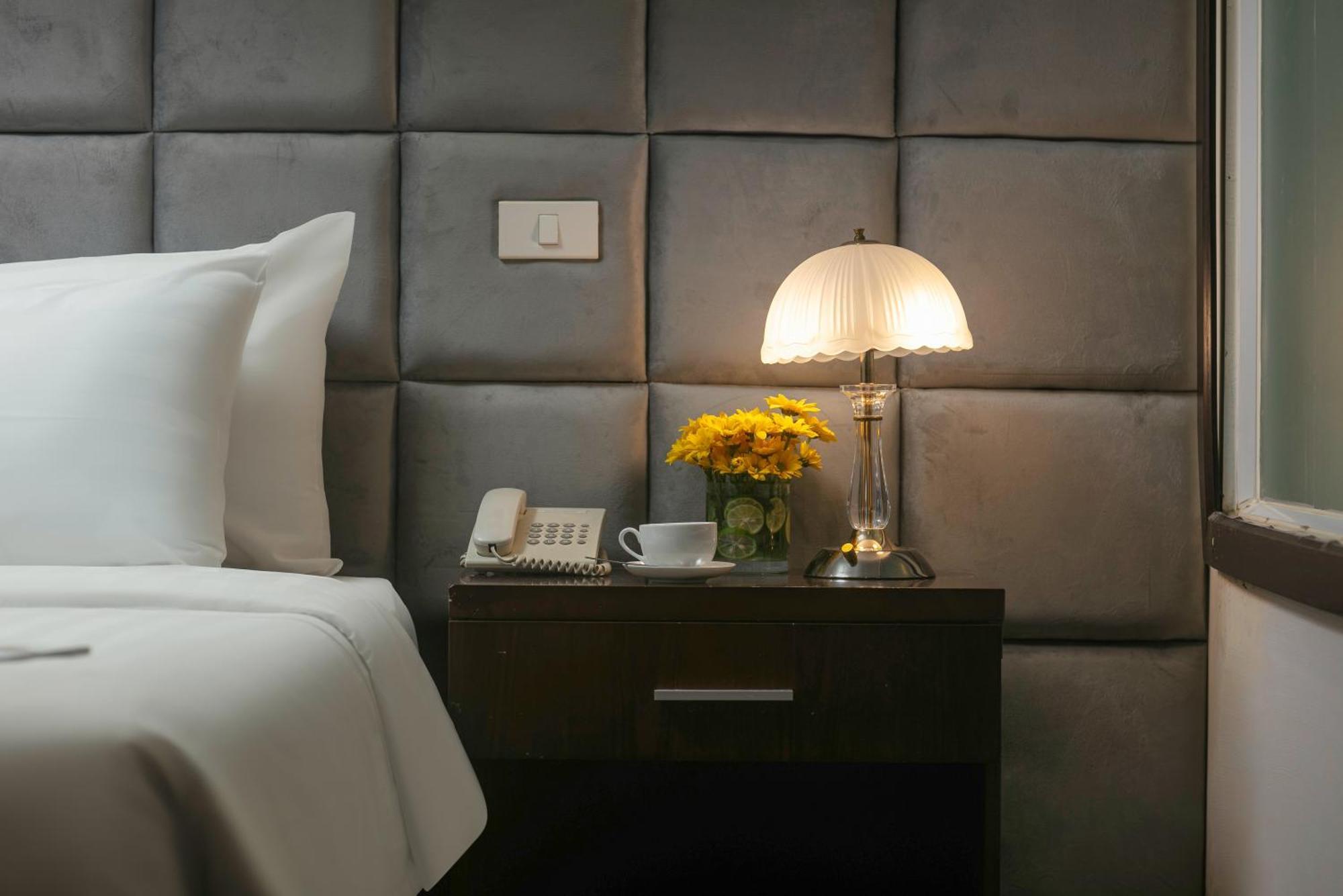 Brilliant Me Tri Hotel & Spa Ханой Экстерьер фото
